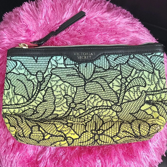 Victoria's Secret Handbags - Victoria's secret Flower Patterns Street Style Pouche